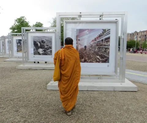 Feestelijke opening fototentoonstelling Museumplein
