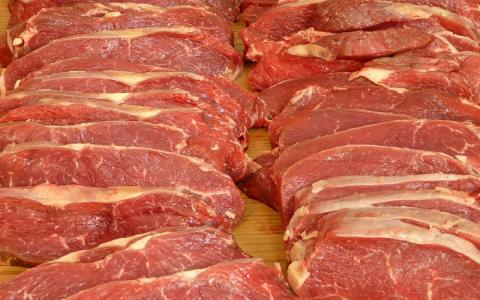 Rood vlees geassocieerd met hartklachten